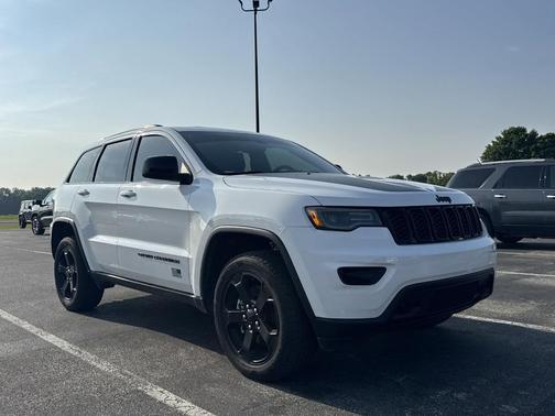 2021 Jeep Grand Cherokee Laredo