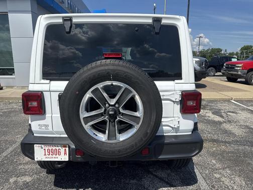 2023 Jeep Wrangler Sahara