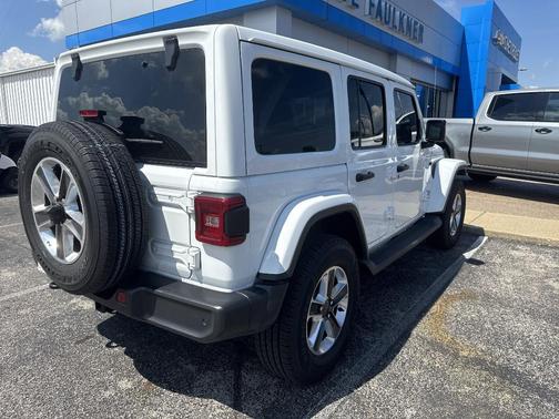 2023 Jeep Wrangler Sahara
