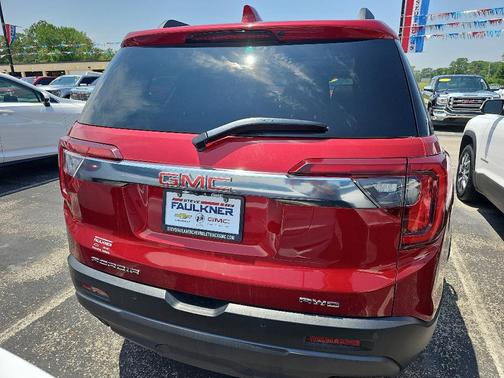 2023 GMC Acadia AT4
