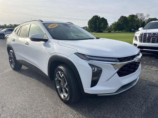 2024 Chevrolet Trax LT