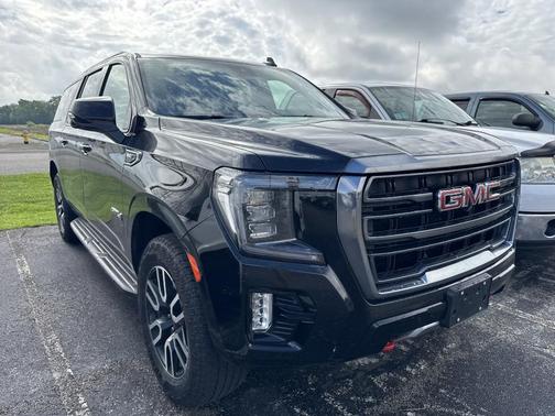 2023 GMC Yukon XL AT4