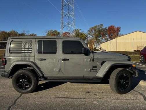2020 Jeep Wrangler Unlimited Sahara Altitude