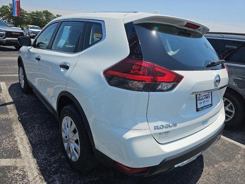 2020 Nissan Rogue S