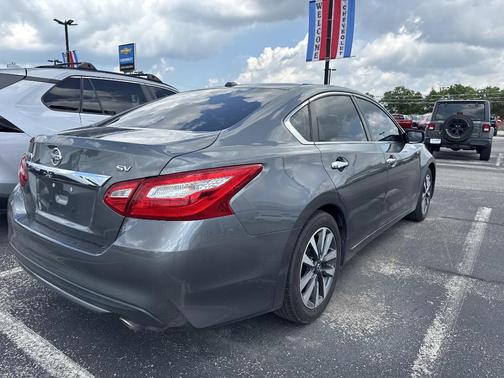 2017 Nissan Altima 2.5 SV