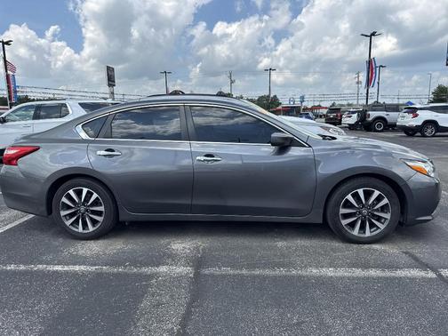 2017 Nissan Altima 2.5 SV