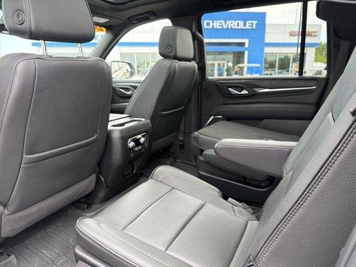 Onyx Black 2024 GMC Yukon XL Denali
