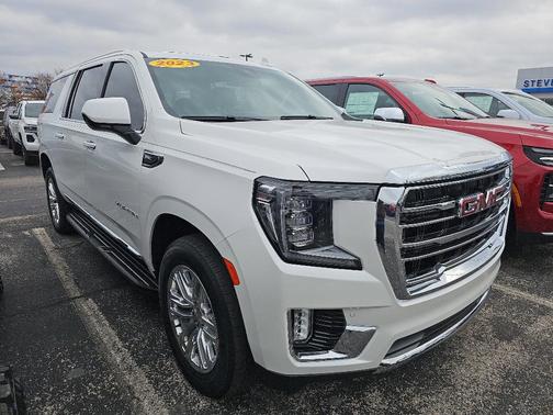 2023 GMC Yukon XL SLT