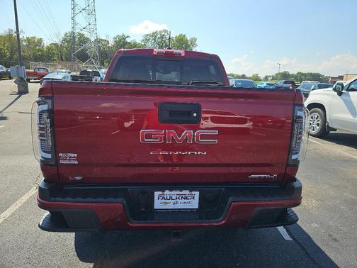 2022 GMC Canyon AT4