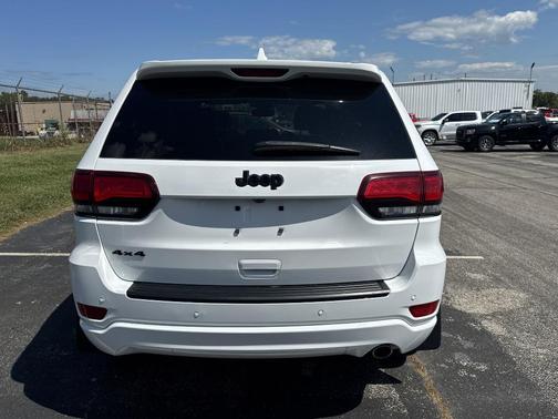 2022 Jeep Grand Cherokee WK Laredo