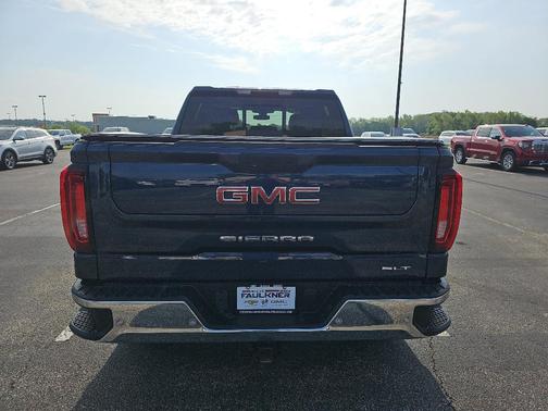 2021 GMC Sierra 1500 SLT