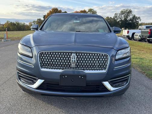 2019 Lincoln Nautilus Select