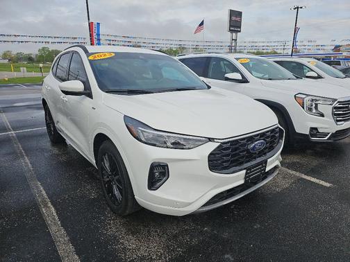 2023 Ford Escape ST-Line Elite