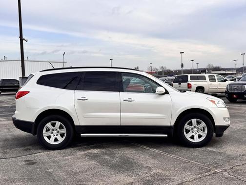 2011 Chevrolet Traverse LT