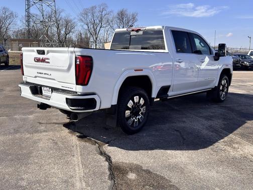 2025 GMC Sierra 2500 Denali