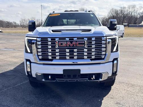 2025 GMC Sierra 2500 Denali