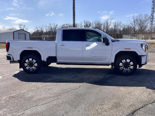 2025 GMC Sierra 2500 Denali