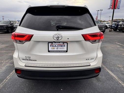 2018 Toyota Highlander LE