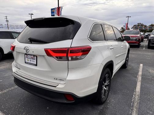 2018 Toyota Highlander LE