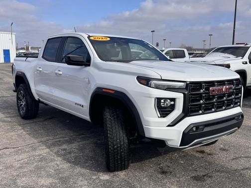 2025 GMC Canyon AT4