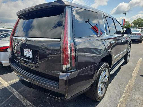 2015 Cadillac Escalade Luxury