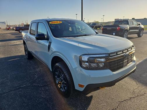 2024 Ford Maverick LARIAT Advanced