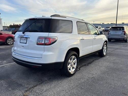 2016 GMC Acadia SLE-2