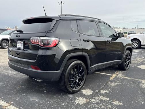 2022 Jeep Compass Altitude