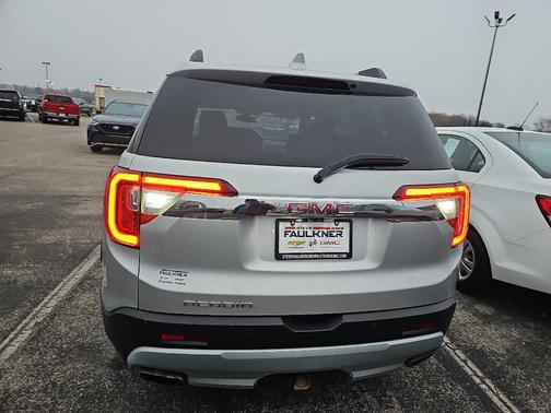 2020 GMC Acadia SLT