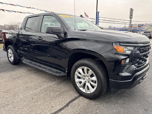 2024 Chevrolet Silverado 1500 Custom