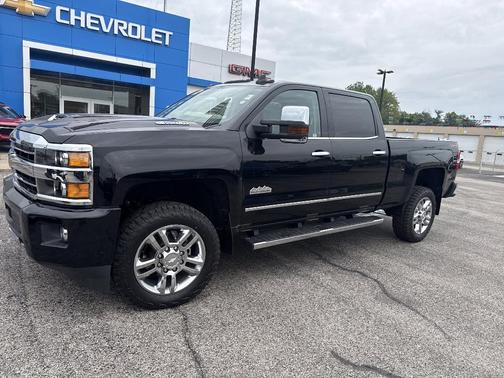 Black 2019 Chevrolet Silverado 2500 High Country
