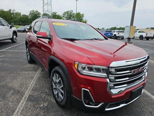 2023 GMC Acadia SLT