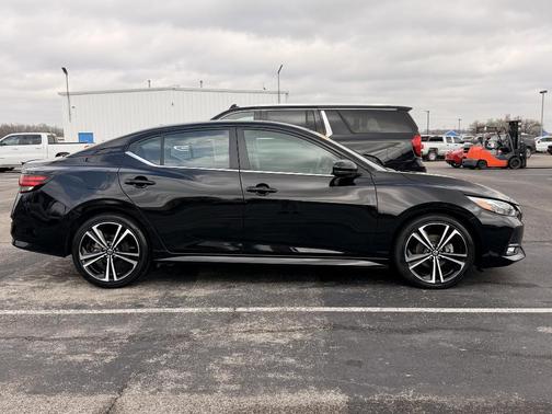 2023 Nissan Sentra SR
