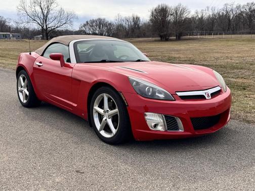 2007 Saturn Sky Red Line