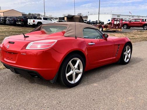 2007 Saturn Sky Red Line