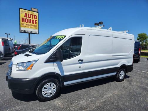 Oxford White 2019 Ford Transit-250 Base