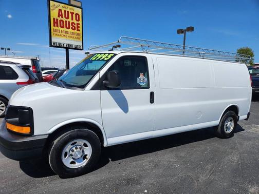 White 2015 Chevrolet Express 3500 3500 3dr Extended Cargo Van w/1WT