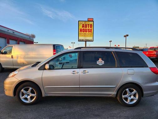 2006 Toyota Sienna XLE