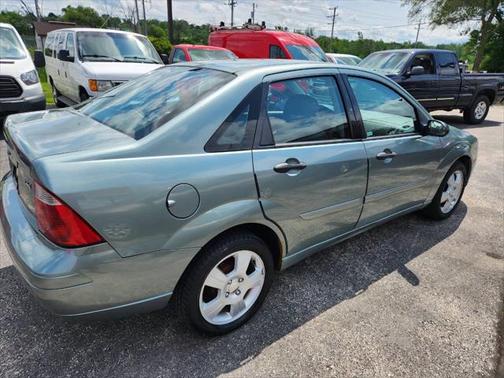 2006 Ford Focus ZX4 SES
