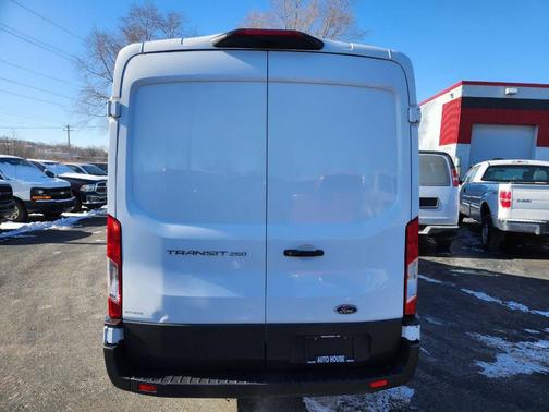2018 Ford Transit-250 Base