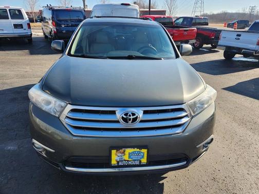 2012 Toyota Highlander SE