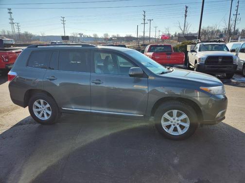 2012 Toyota Highlander SE
