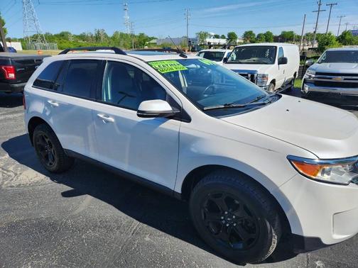 White 2013 Ford Edge SEL