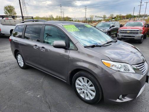 Charcoal 2017 Toyota Sienna XLE