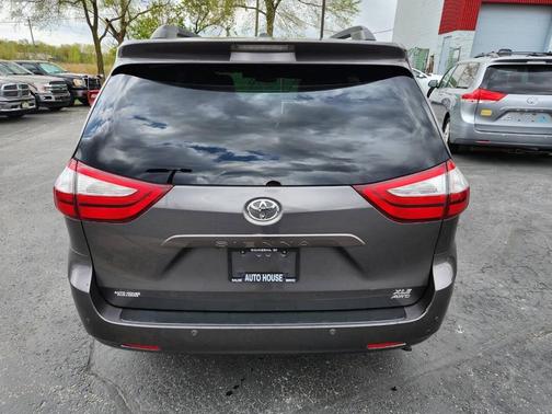 Charcoal 2017 Toyota Sienna XLE