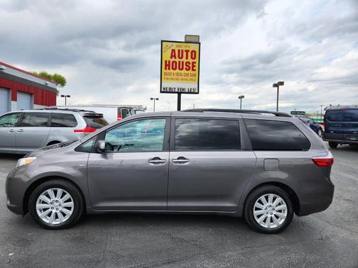 Charcoal 2017 Toyota Sienna XLE