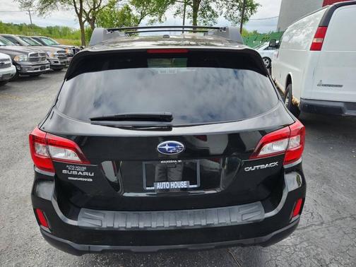 Black 2015 Subaru Outback 2.5i Premium
