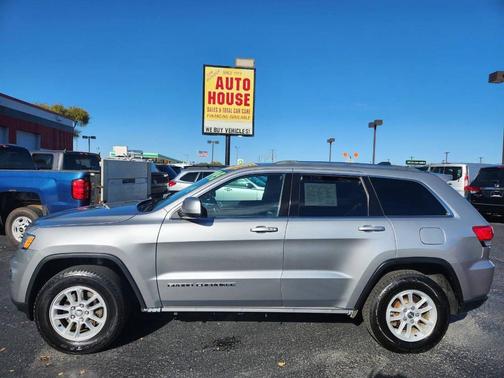 2018 Jeep Grand Cherokee Laredo E