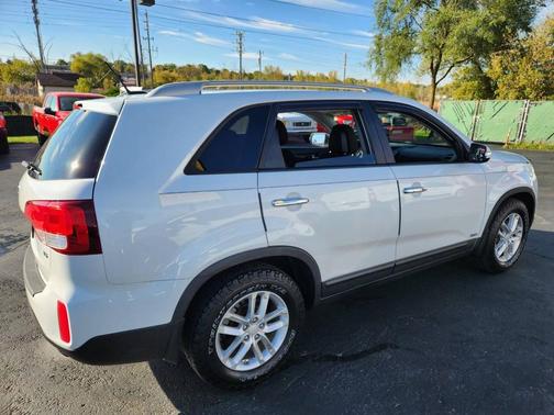 2015 Kia Sorento LX