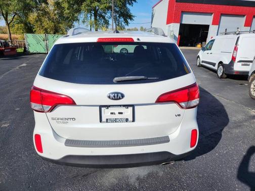 2015 Kia Sorento LX